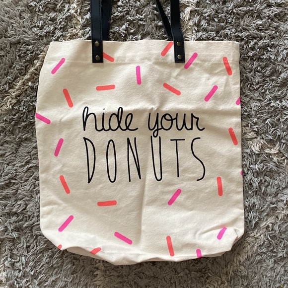 Graphique hide your donuts canvas tote - Picture 4 of 4